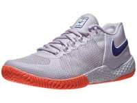 feminine tennis shoes