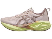 Chaussures Femme ASICS Novablast 5 Mineral Beige/Taupe
