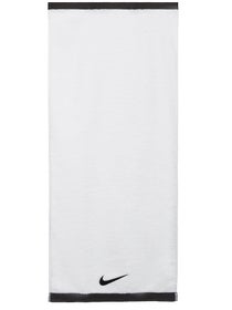 Serviette Moyenne Nike Fundamental Blanc/Noir