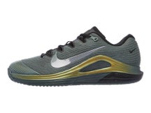 Nike Zoom Vapor 12 PRM SANDPLATZ Herrenschuh Camo/Gold 