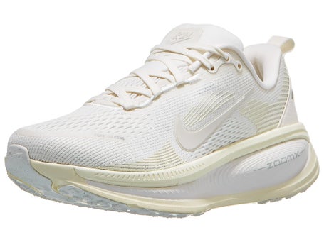 Nike Vomero 18\Womens Shoes\Sail/Summit White/Milk