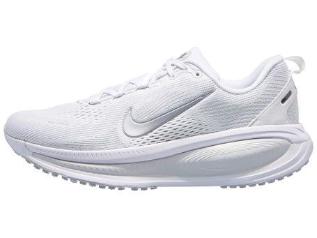 Nike Vomero 18\Womens Shoes\White/Silver/Dust