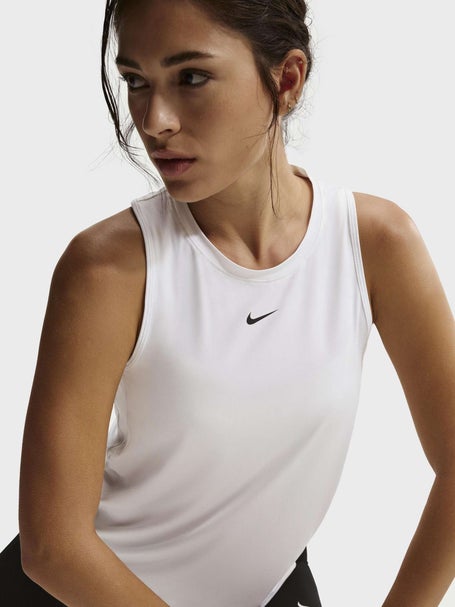Camiseta mujer Nike Basic One Classic DF