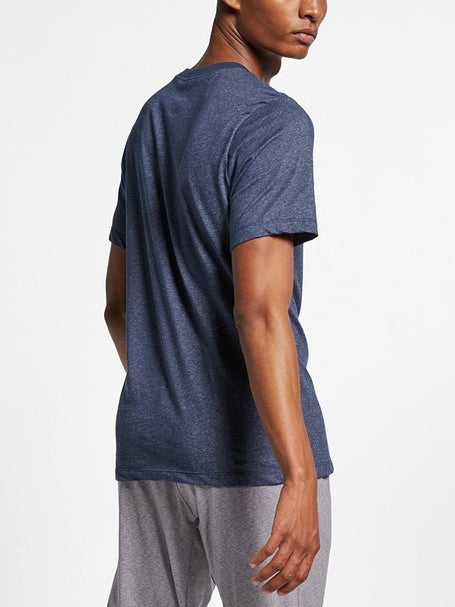Nike Mens Spring Solid Swoosh Top