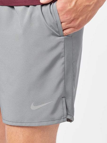 Nike Mens Basic Dri-Fit Challenger 7 Short