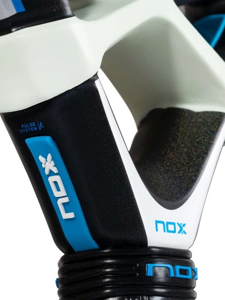 Nox Quantum 12K Cobalt Padel Racket Demo Demo