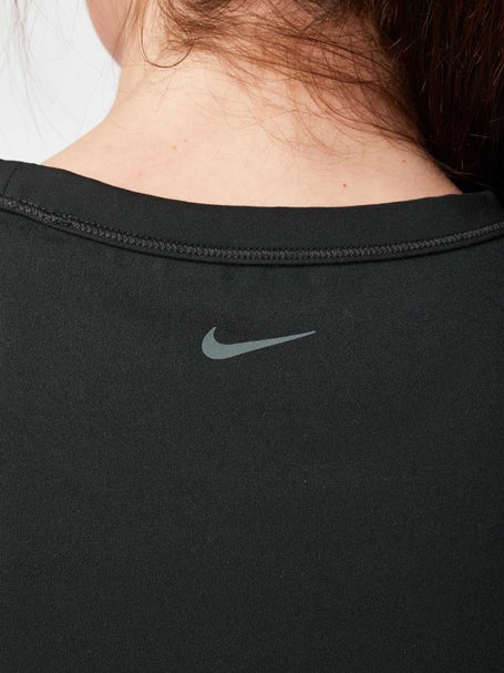 Nike Womens Basic One Fitted Crop Top