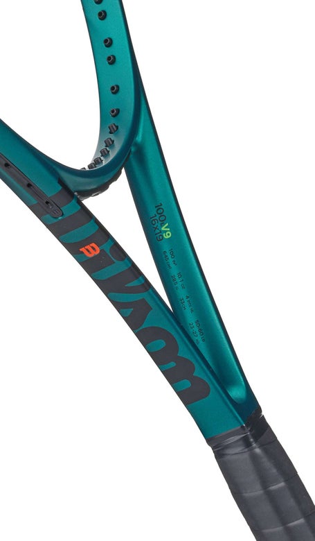 Wilson Blade 100L v9 Racket