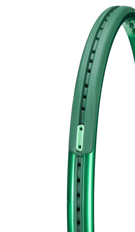 Wilson Blade 98 18x20 v10 Racket