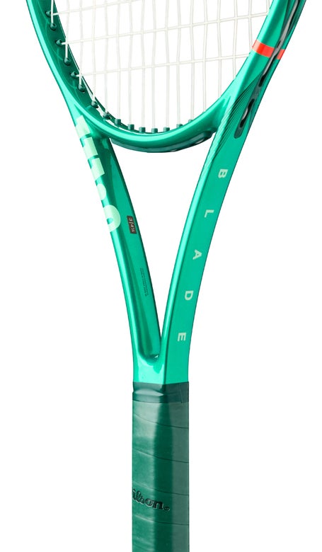 Wilson Blade 98S v10 Racket