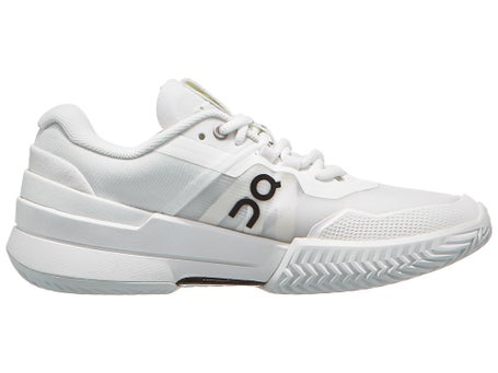 ON The Roger Pro 2 AC\White Womens Shoes