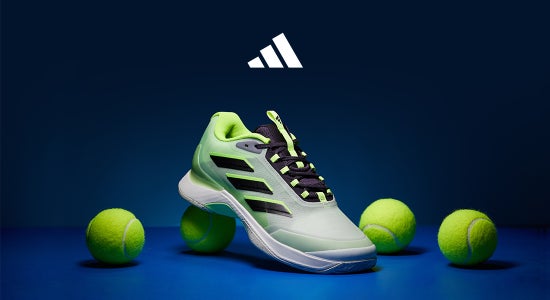 AVACOURT: F&#xFC;r Tennisspielerinnen entwickelt